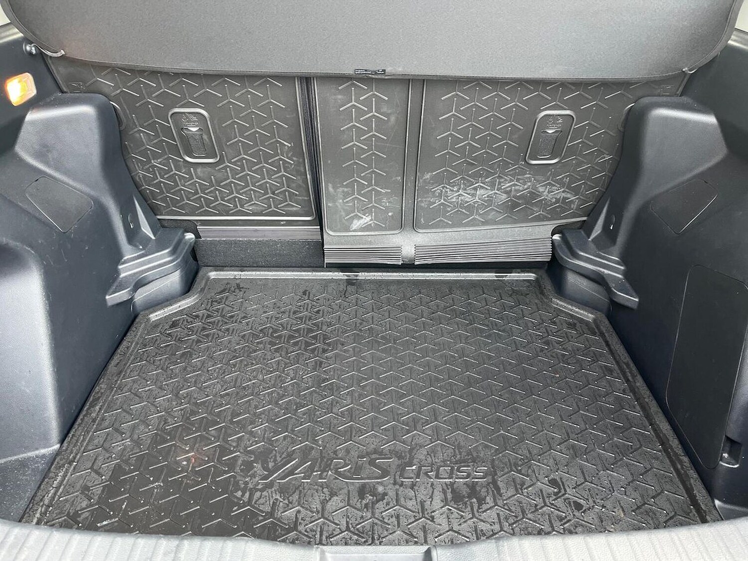 Used Toyota Yaris Cross 2024 for sale - 76532478: Photo 17