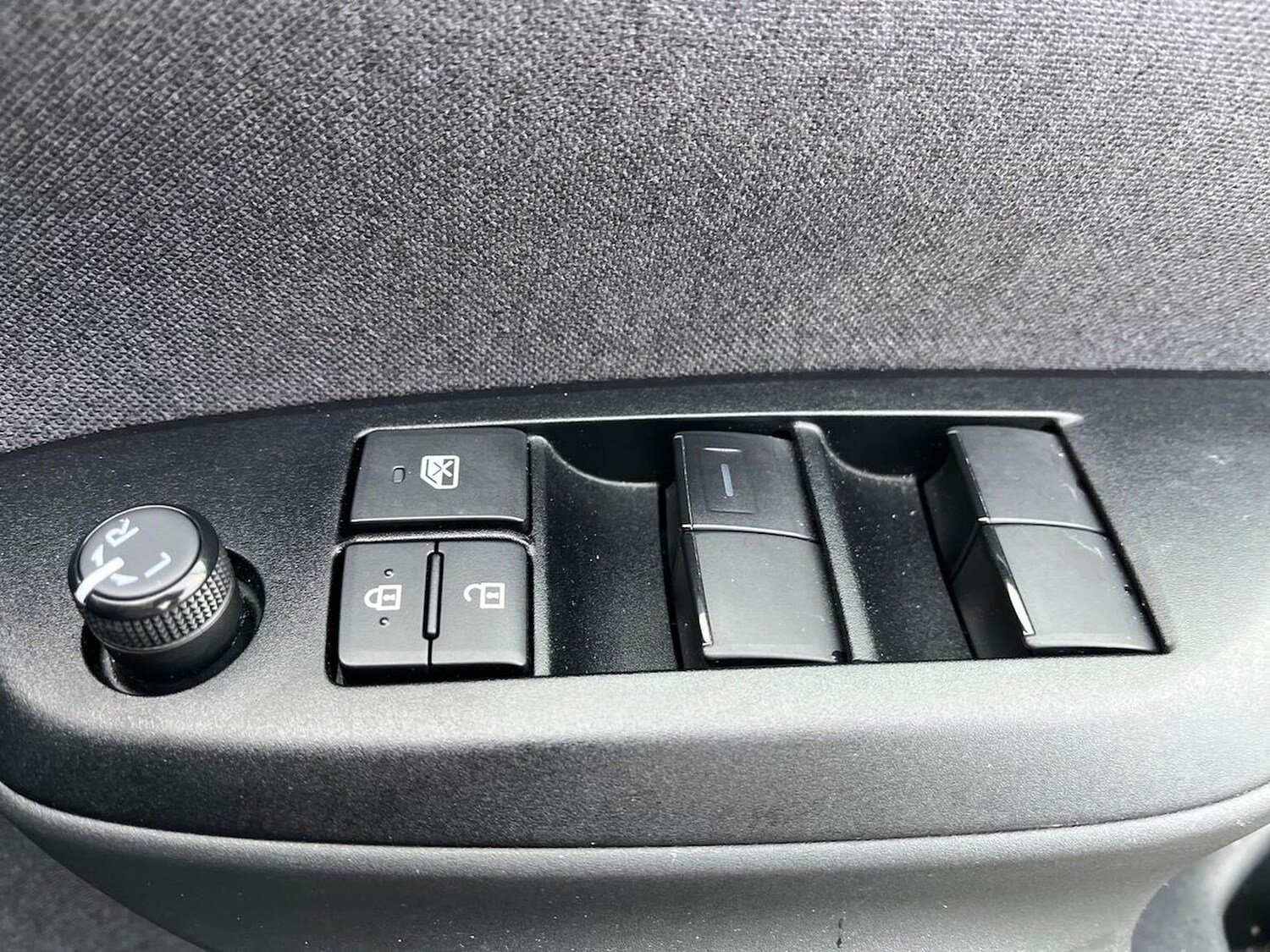 Used Toyota Yaris Cross 2024 for sale - 76532478: Photo 21