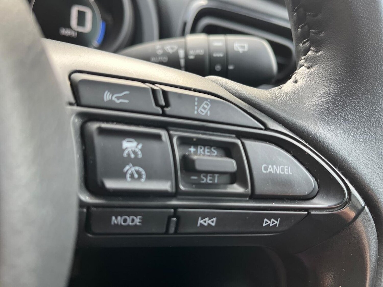 Used Toyota Yaris Cross 2024 for sale - 76532478: Photo 25