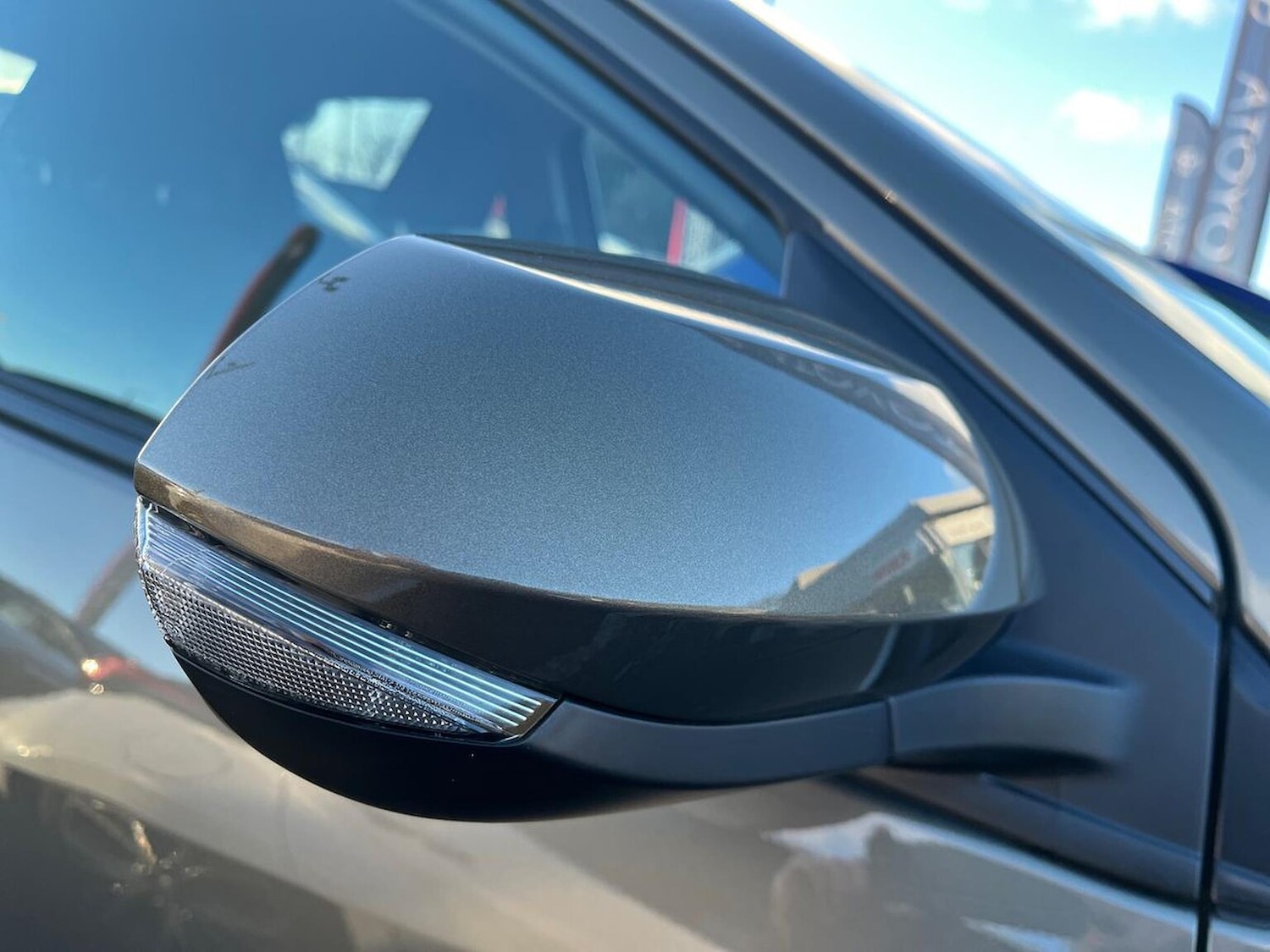 Used Toyota Yaris 2024 for sale - 77984039: Photo 36