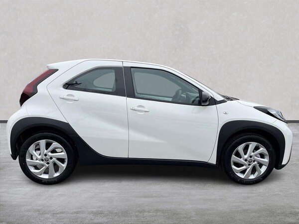 Used Toyota Aygo X 2025 for sale - 76225057: Photo 3