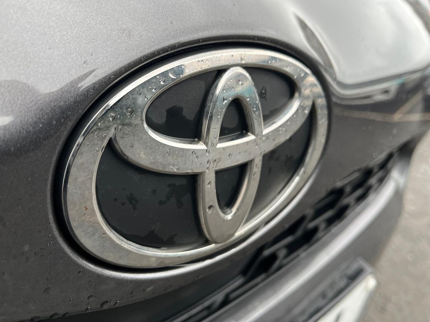 Used Toyota Yaris Cross 2024 for sale - 76963504: Photo 32