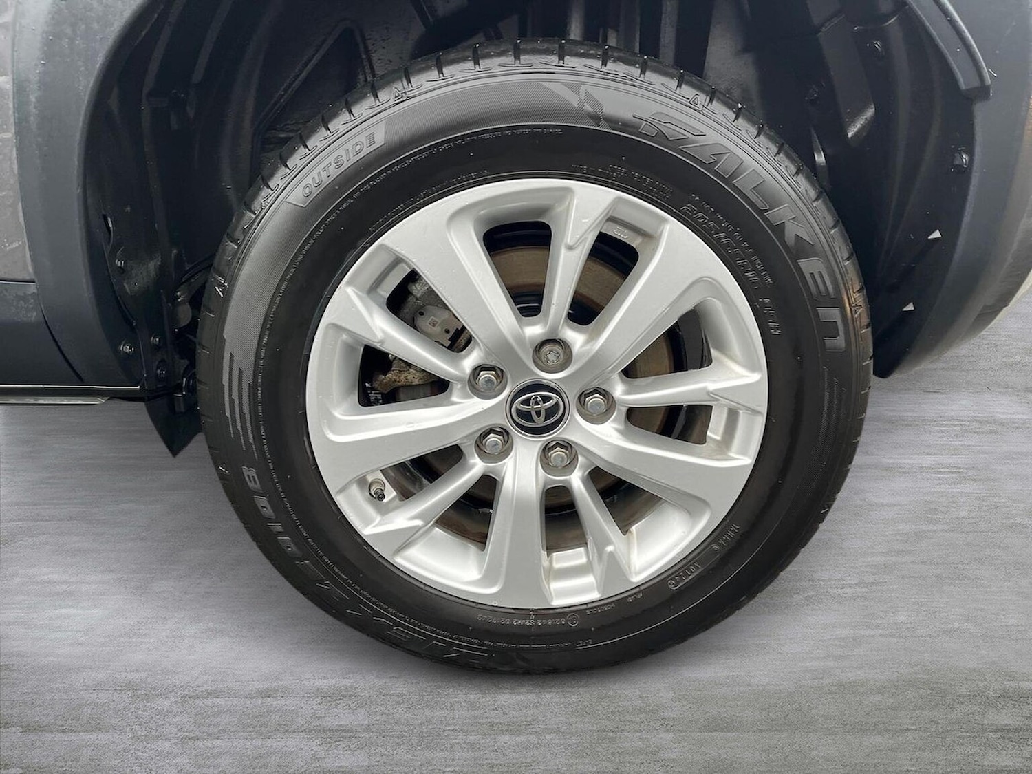 Used Toyota Yaris Cross 2024 for sale - 76963504: Photo 6