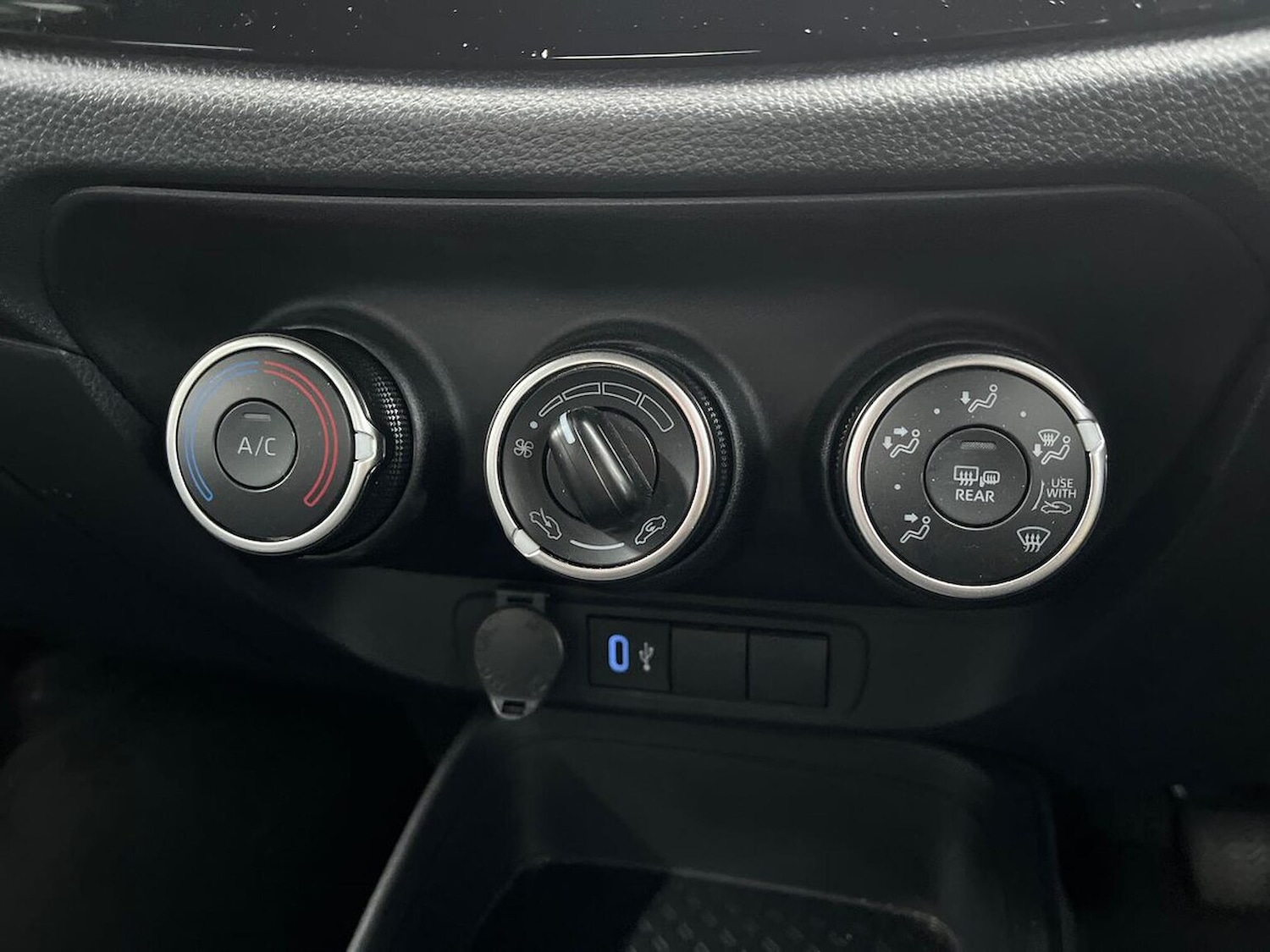 Used Toyota Aygo X 2024 for sale - 76413943: Photo 12