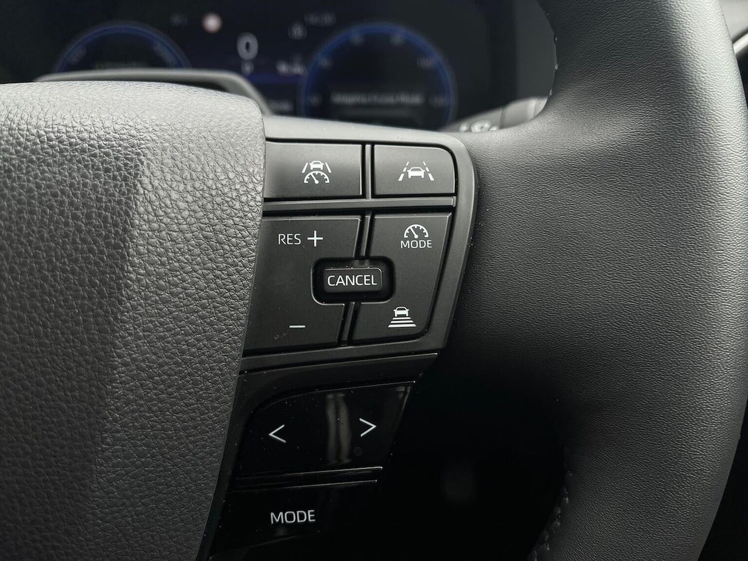 Used Toyota C-HR 2025 for sale - 78192964: Photo 24