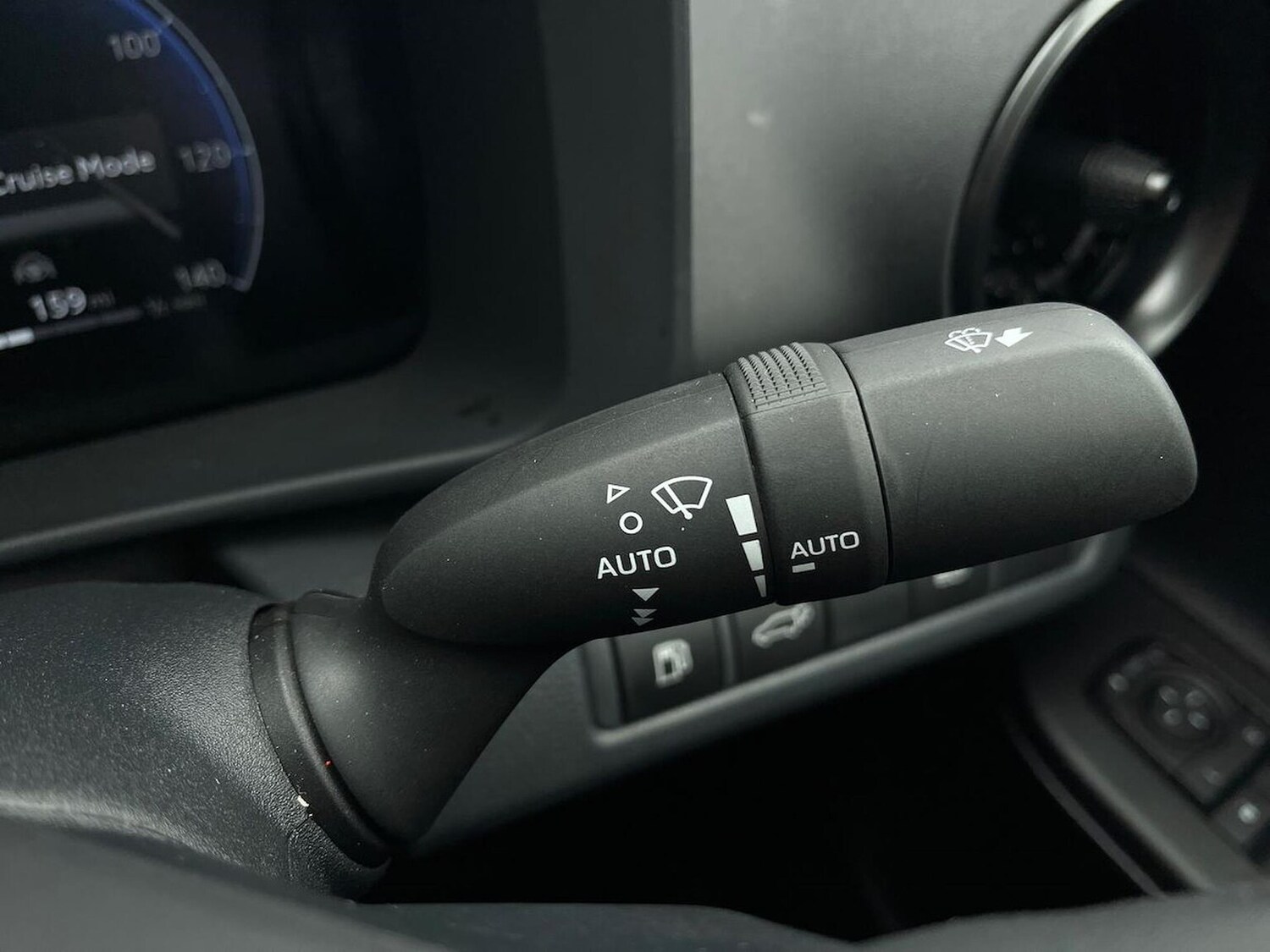 Used Toyota C-HR 2025 for sale - 78192964: Photo 26