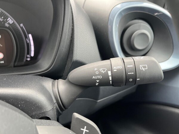 Used Toyota Aygo X 2023 for sale - 76207435: Photo 28