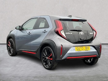 Used Toyota Aygo X 2023 for sale - 76207435: Photo 2
