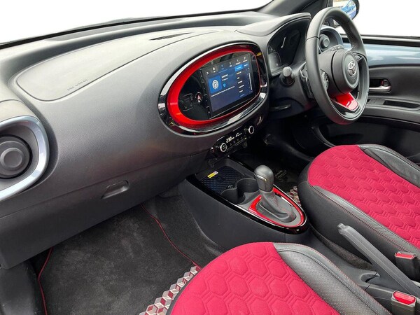 Used Toyota Aygo X 2023 for sale - 76207435: Photo 7