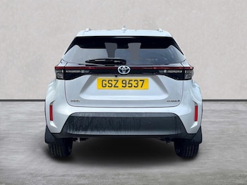 Used Toyota Yaris Cross 2022 for sale - 75517905: Photo