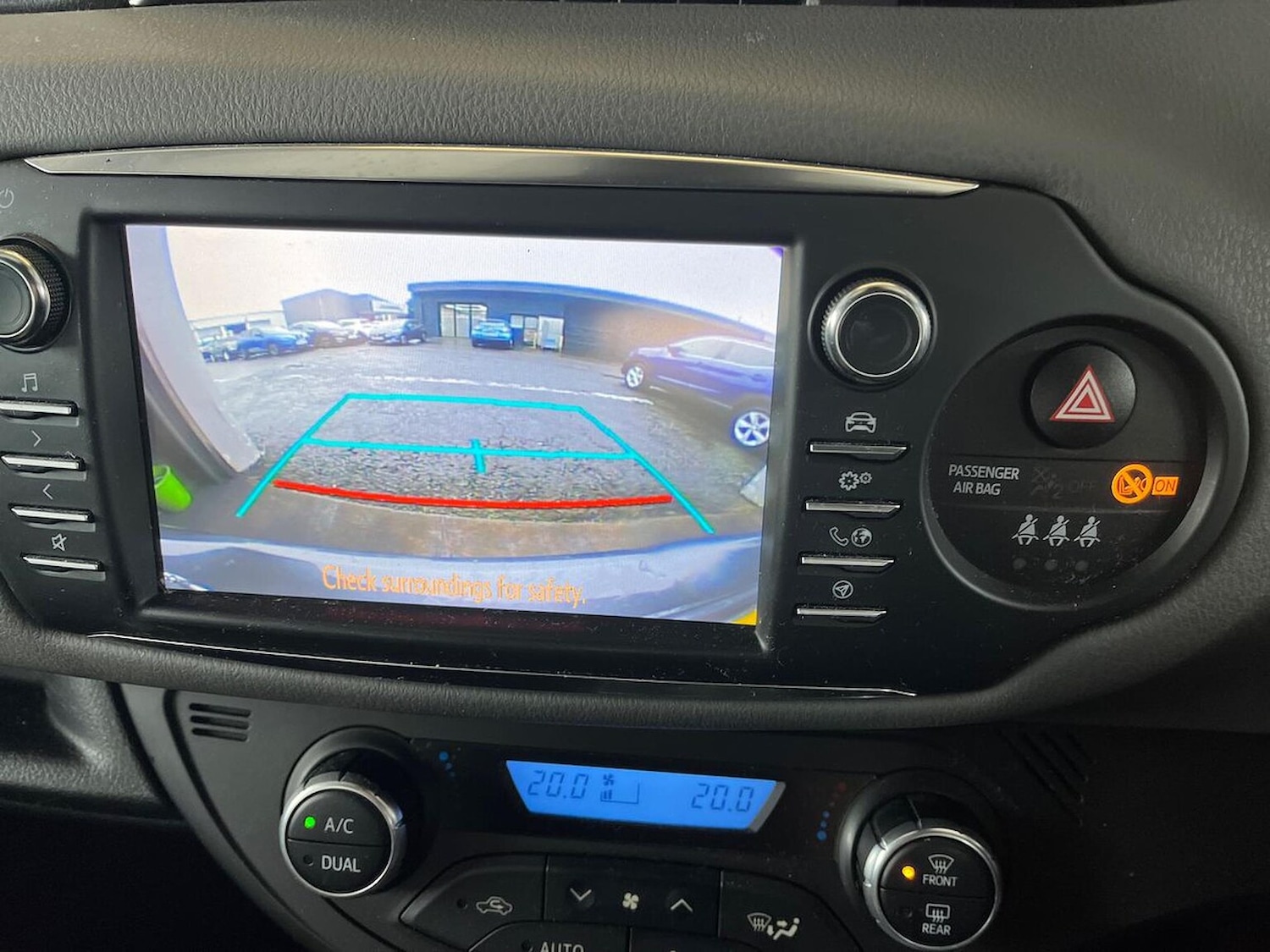 Used Toyota Yaris 2018 for sale - 76129050: Photo 23