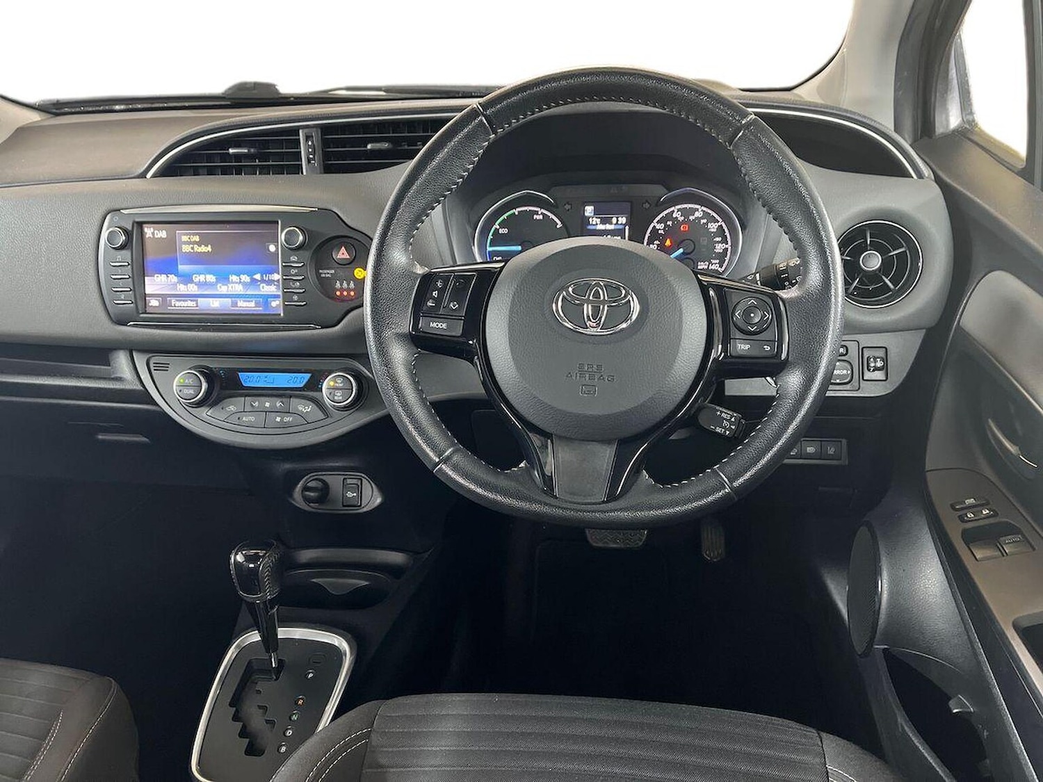 Used Toyota Yaris 2018 for sale - 76129050: Photo 9