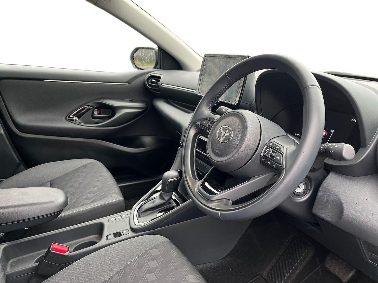 Used Toyota Yaris 2024 for sale - 77984041: Photo 15