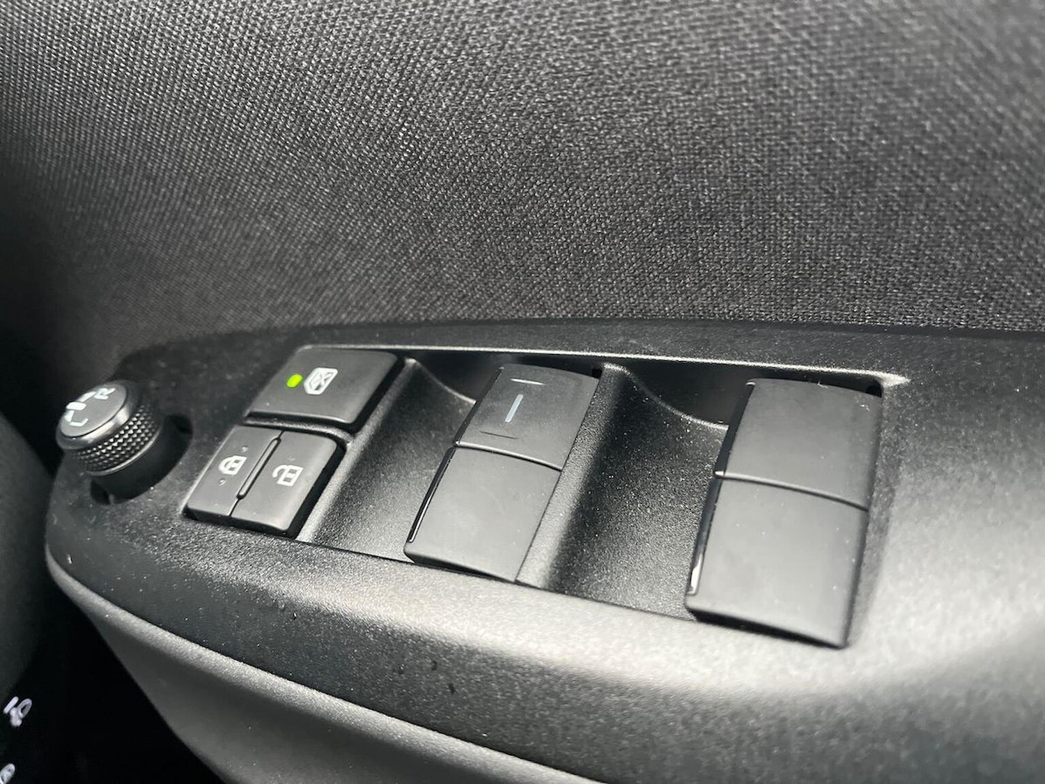 Used Toyota Yaris 2024 for sale - 77984041: Photo 21