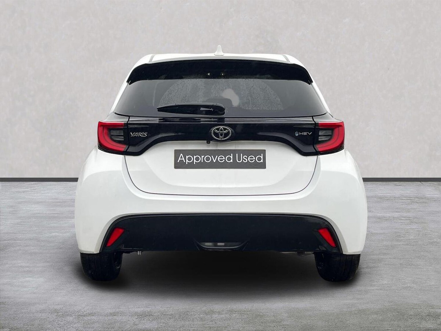 Used Toyota Yaris 2024 for sale - 77984041: Photo 4