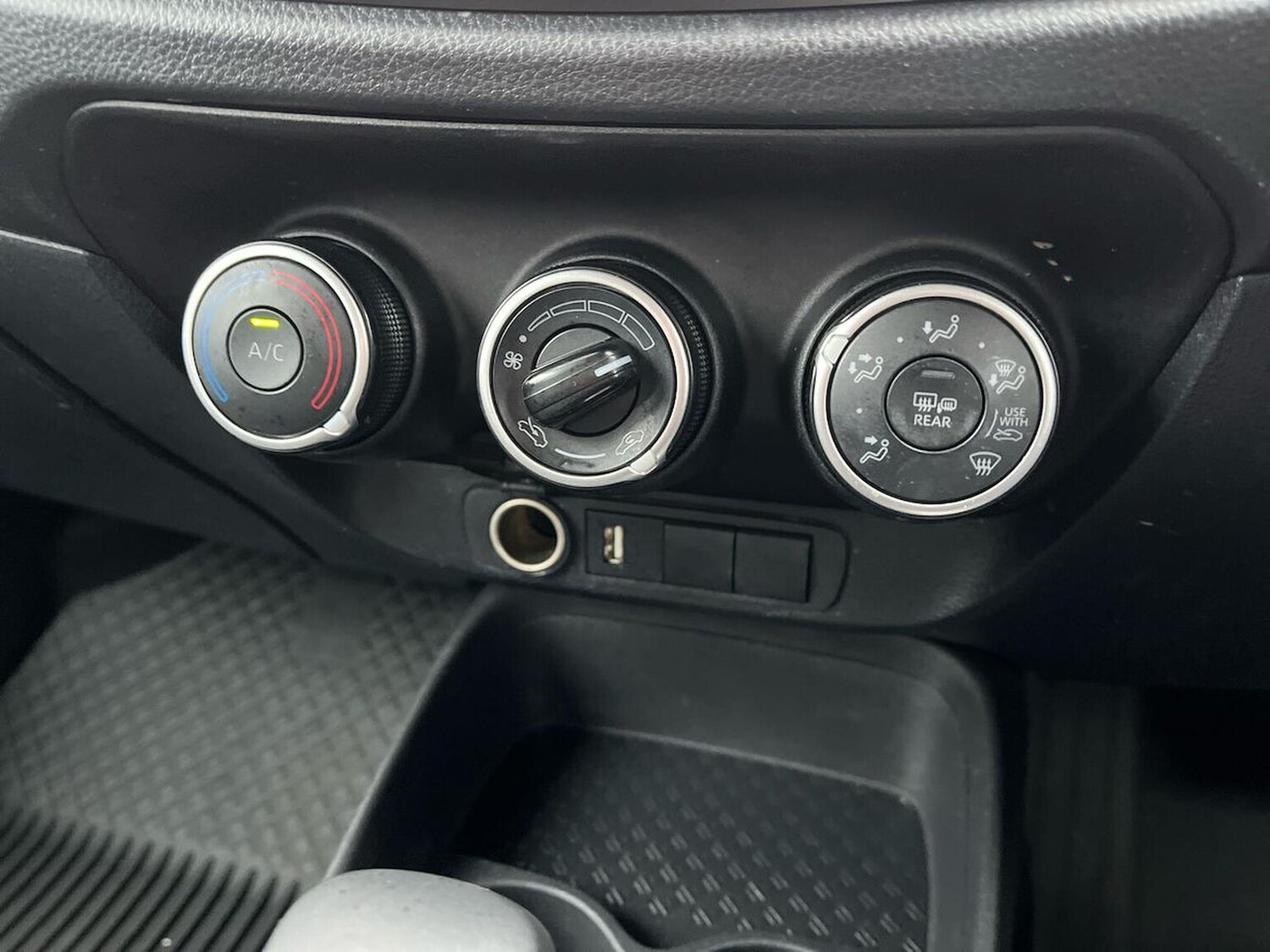 Used Toyota Aygo X 2024 for sale - 77802128: Photo 12