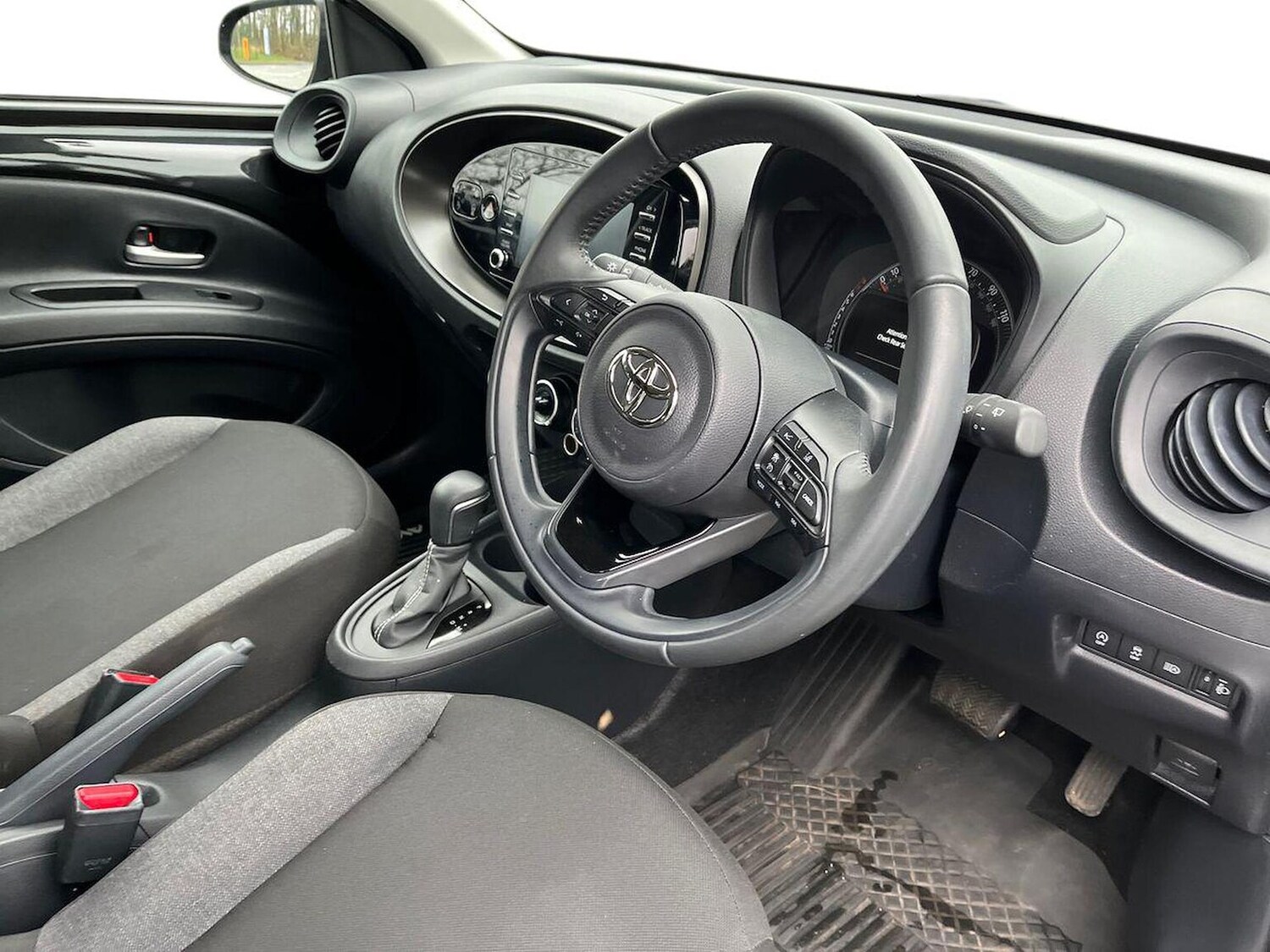 Used Toyota Aygo X 2024 for sale - 77802128: Photo 15