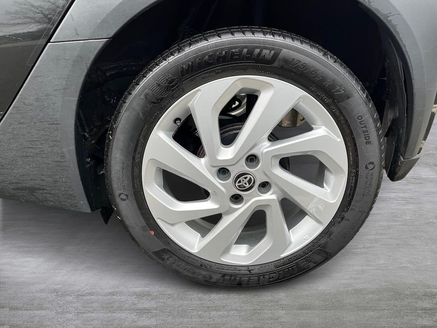 Used Toyota Aygo X 2024 for sale - 77802128: Photo 6