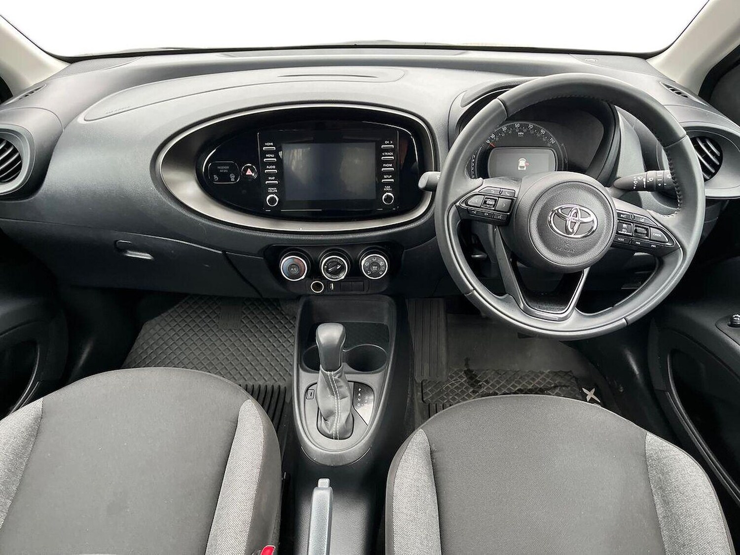 Used Toyota Aygo X 2024 for sale - 77802128: Photo 8