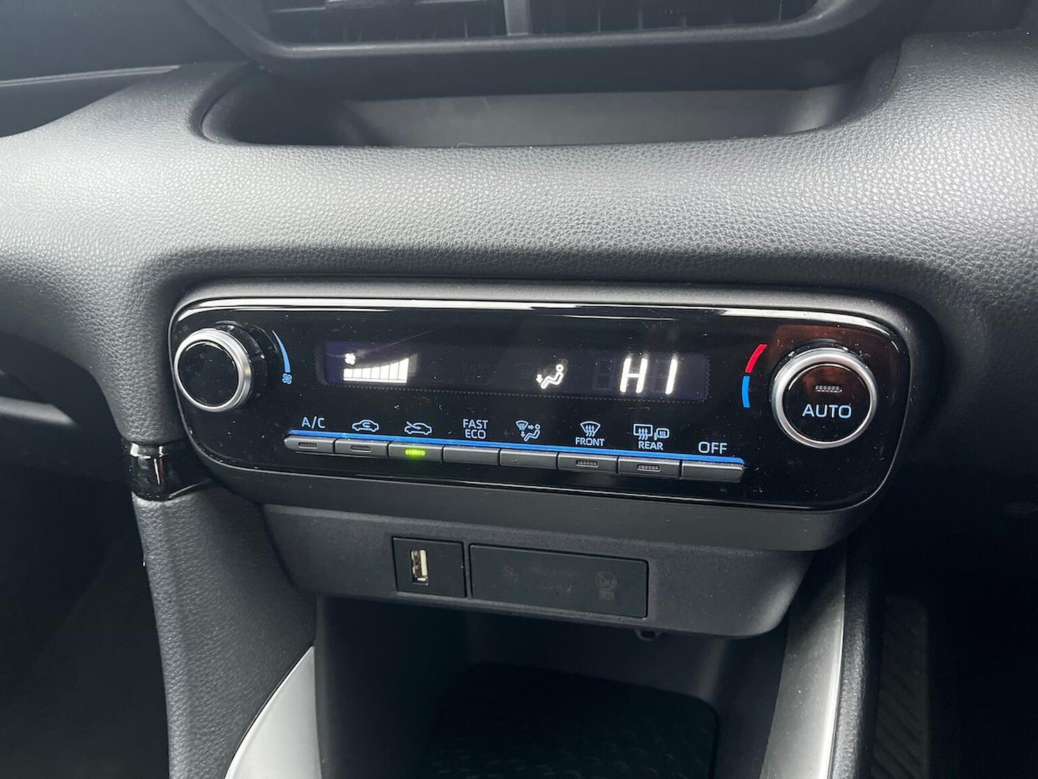 Used Toyota Yaris 2022 for sale - 78078176: Photo 12