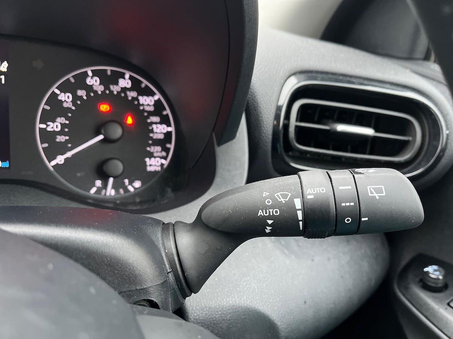 Used Toyota Yaris 2022 for sale - 78078176: Photo 27