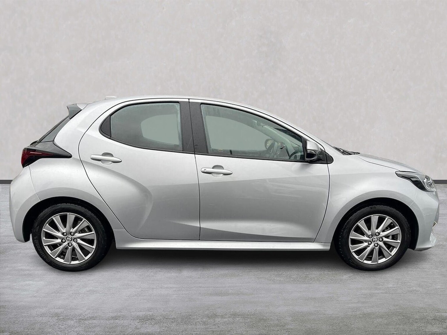 Used Toyota Yaris 2022 for sale - 78078176: Photo 3