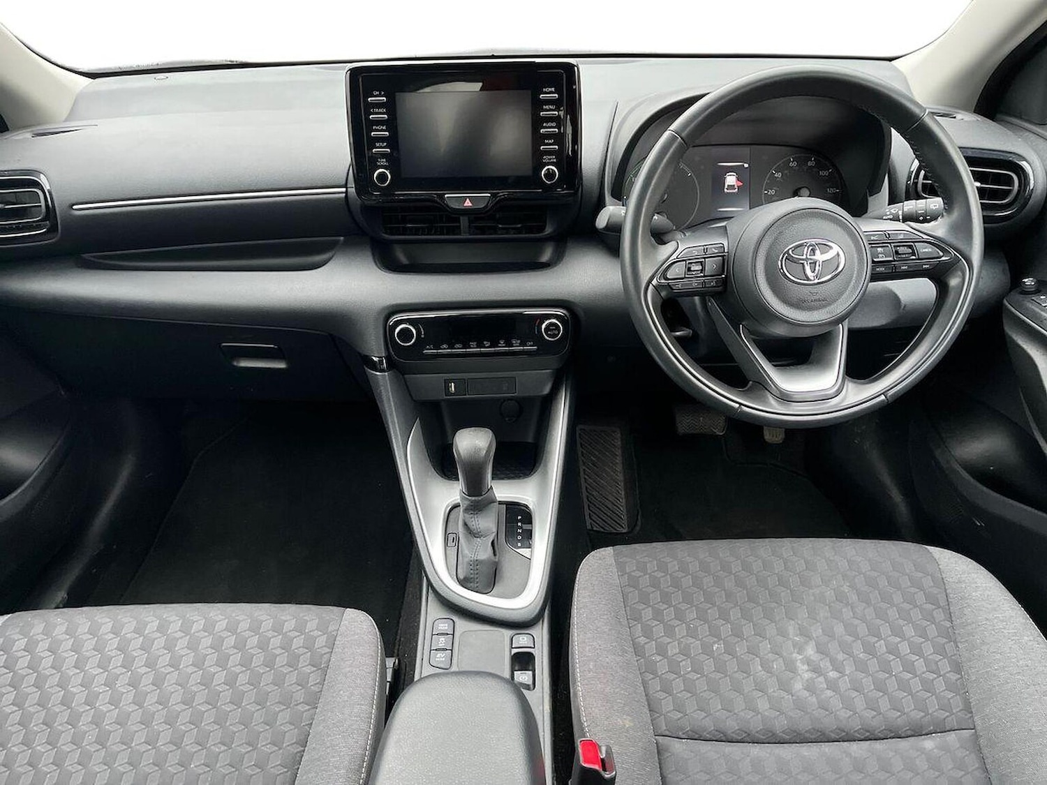 Used Toyota Yaris 2022 for sale - 78078176: Photo 8
