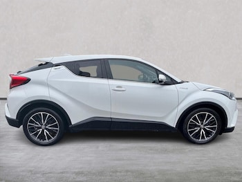 Used Toyota C-HR 2017 for sale - 78593260: Photo