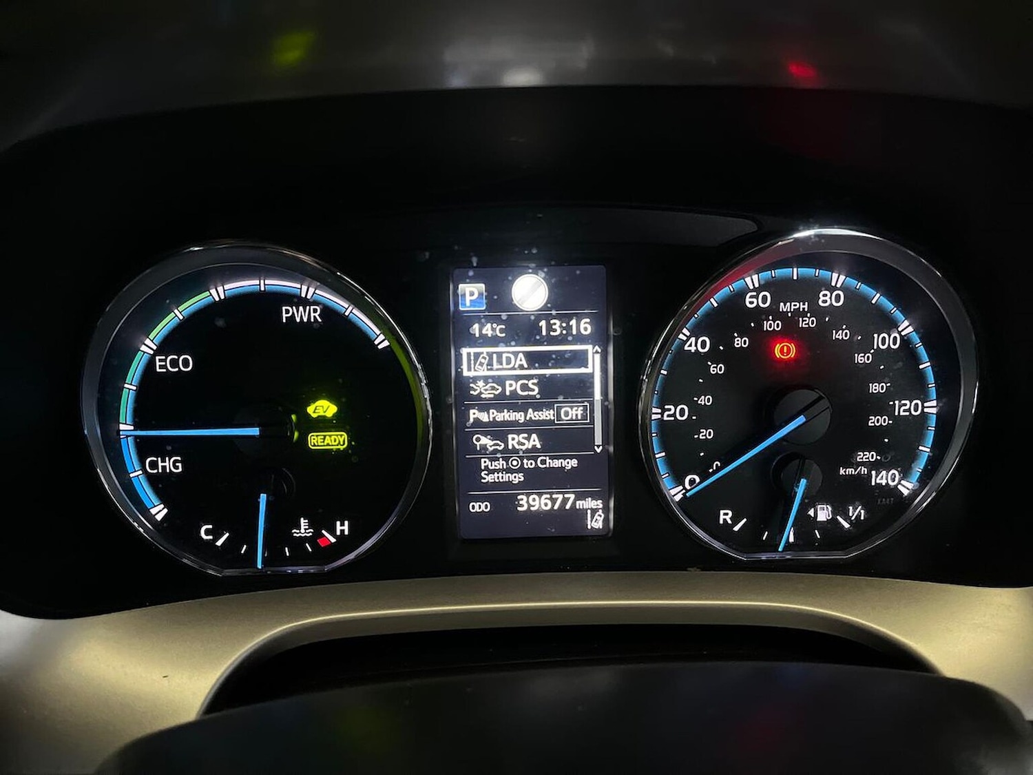 Used Toyota RAV4 2018 for sale - 76478153: Photo 10