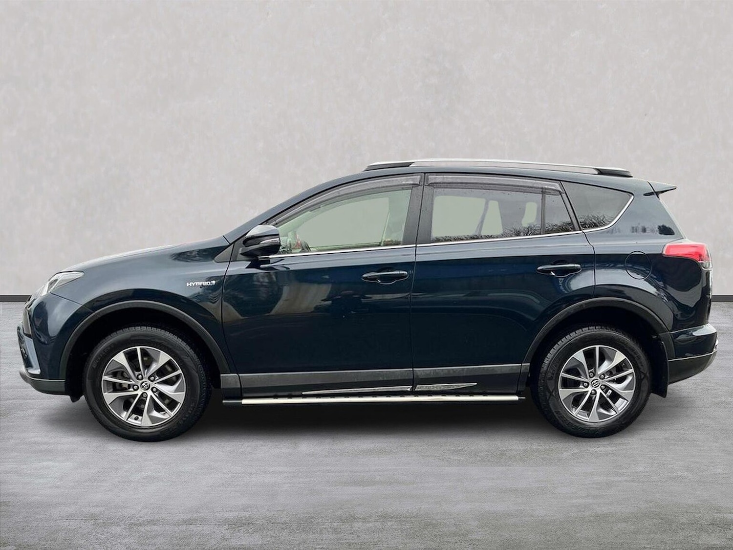 Used Toyota RAV4 2018 for sale - 76478153: Photo 19