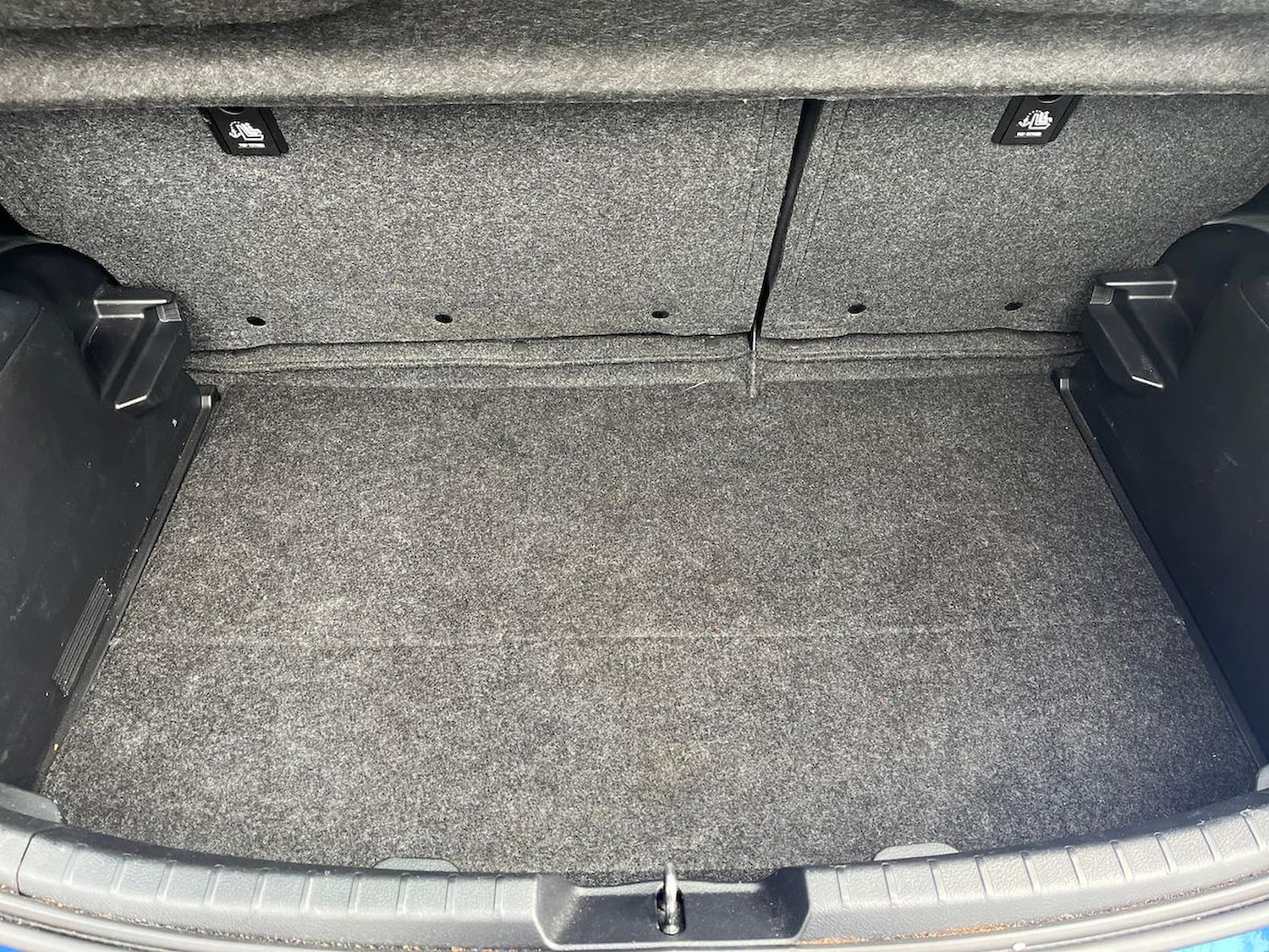 Used Toyota Yaris 2018 for sale - 76490706: Photo 17