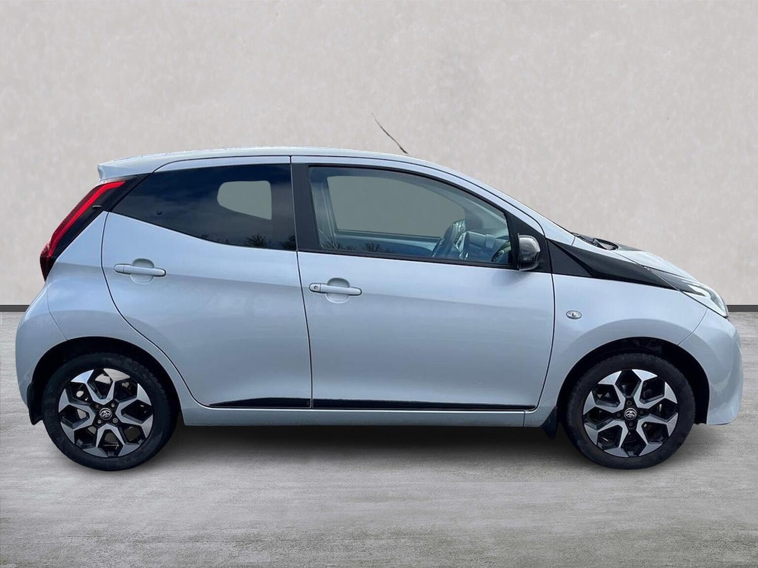 Used Toyota AYGO 2020 for sale - 78193120: Photo 5