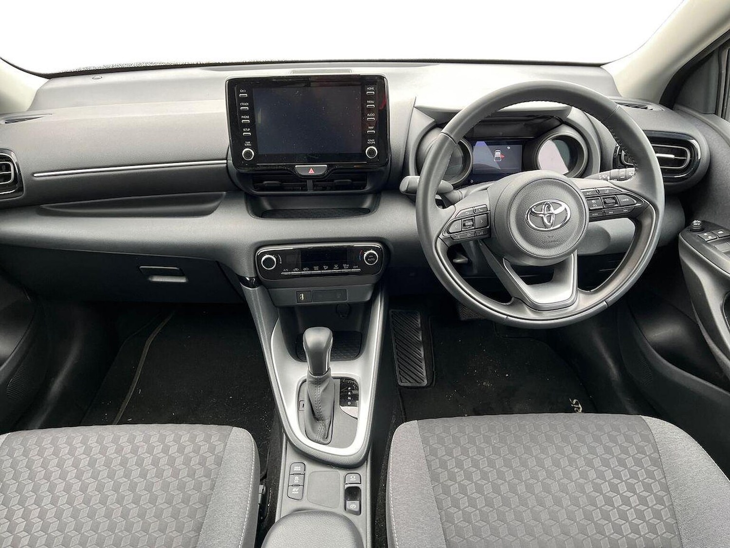 Used Toyota Yaris 2024 for sale - 78192955: Photo 10