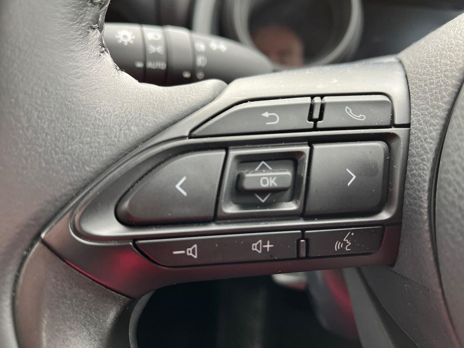 Used Toyota Yaris 2024 for sale - 78192955: Photo 28