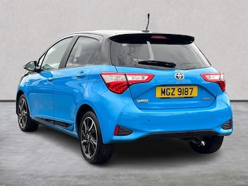 Used Toyota Yaris 2019 for sale - 76065622: Photo 2