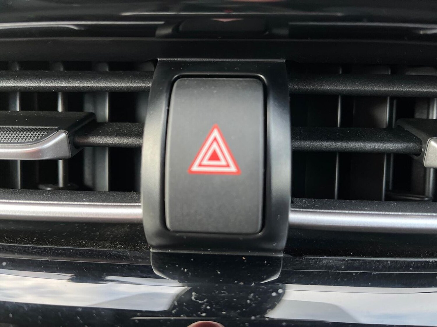 Used Toyota C-HR 2023 for sale - 77528835: Photo 22