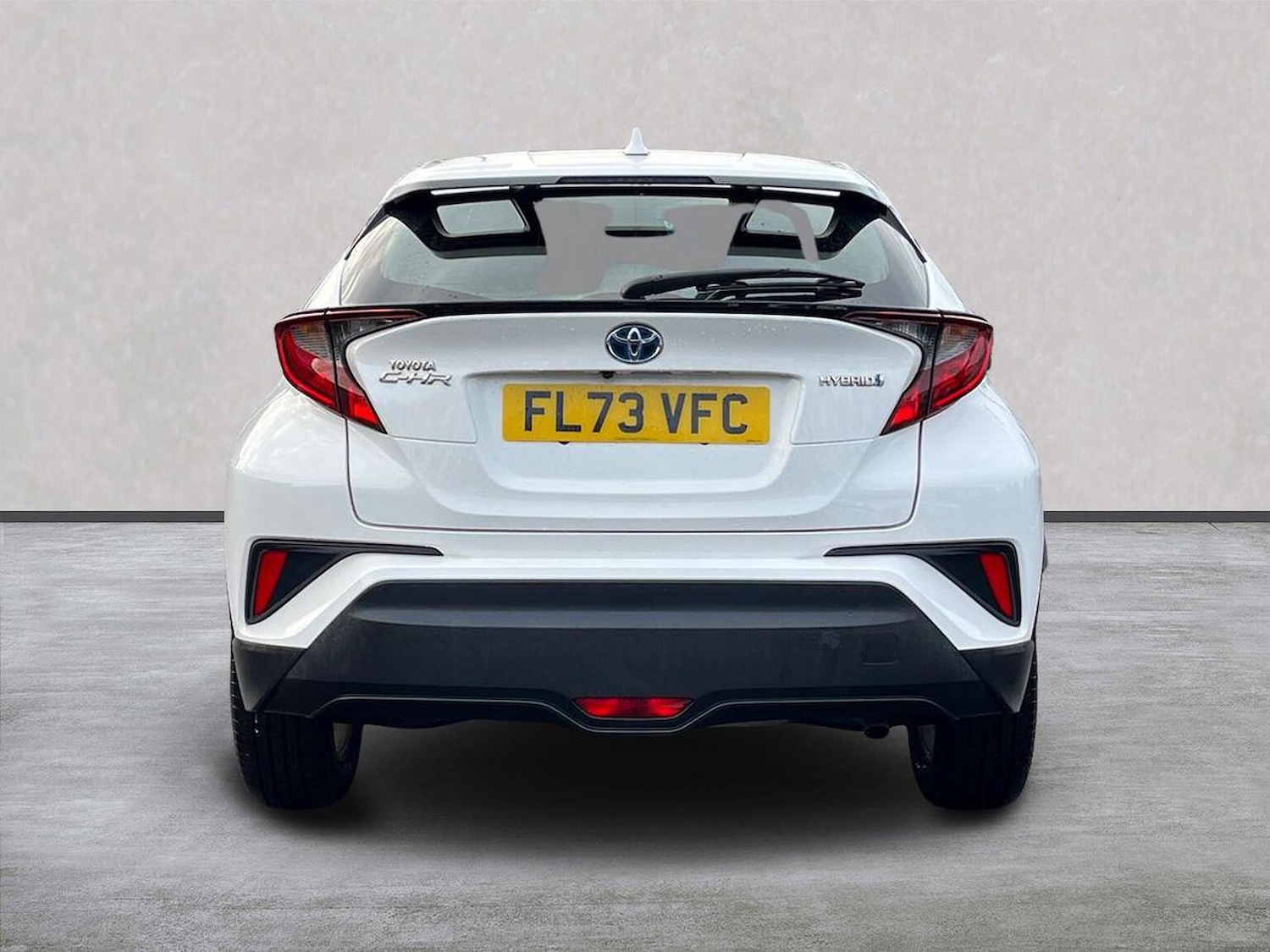 Used Toyota C-HR 2023 for sale - 77528835: Photo 4