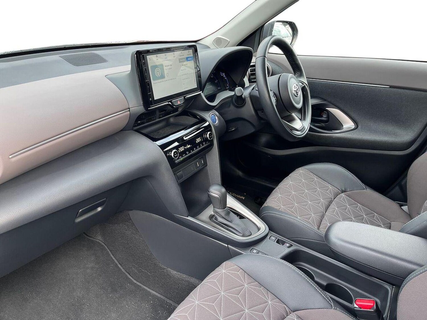 Used Toyota Yaris Cross 2022 for sale - 78192953: Photo 9