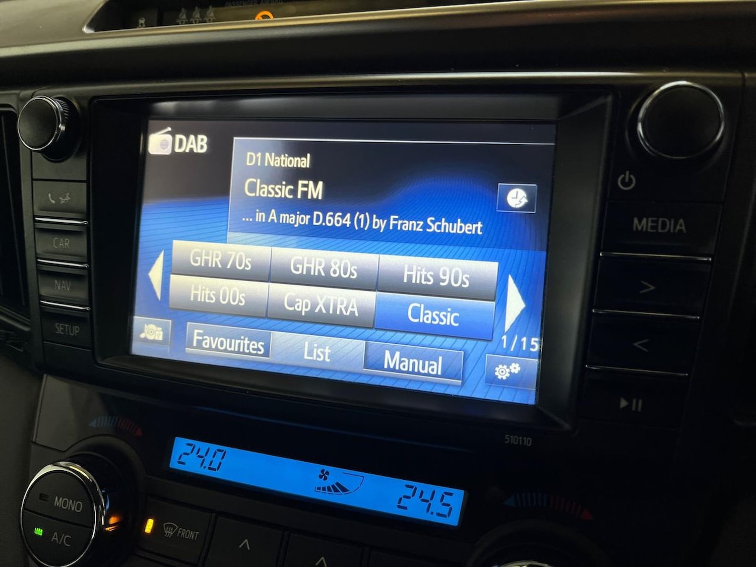 Used Toyota RAV4 2018 for sale - 76707537: Photo 11