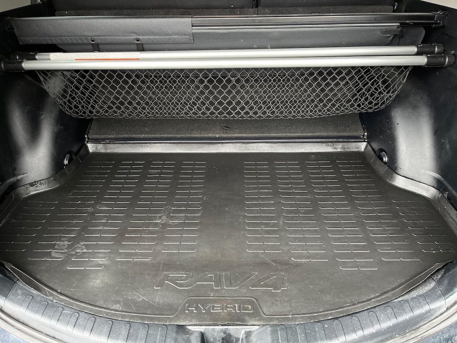 Used Toyota RAV4 2018 for sale - 76707537: Photo 17