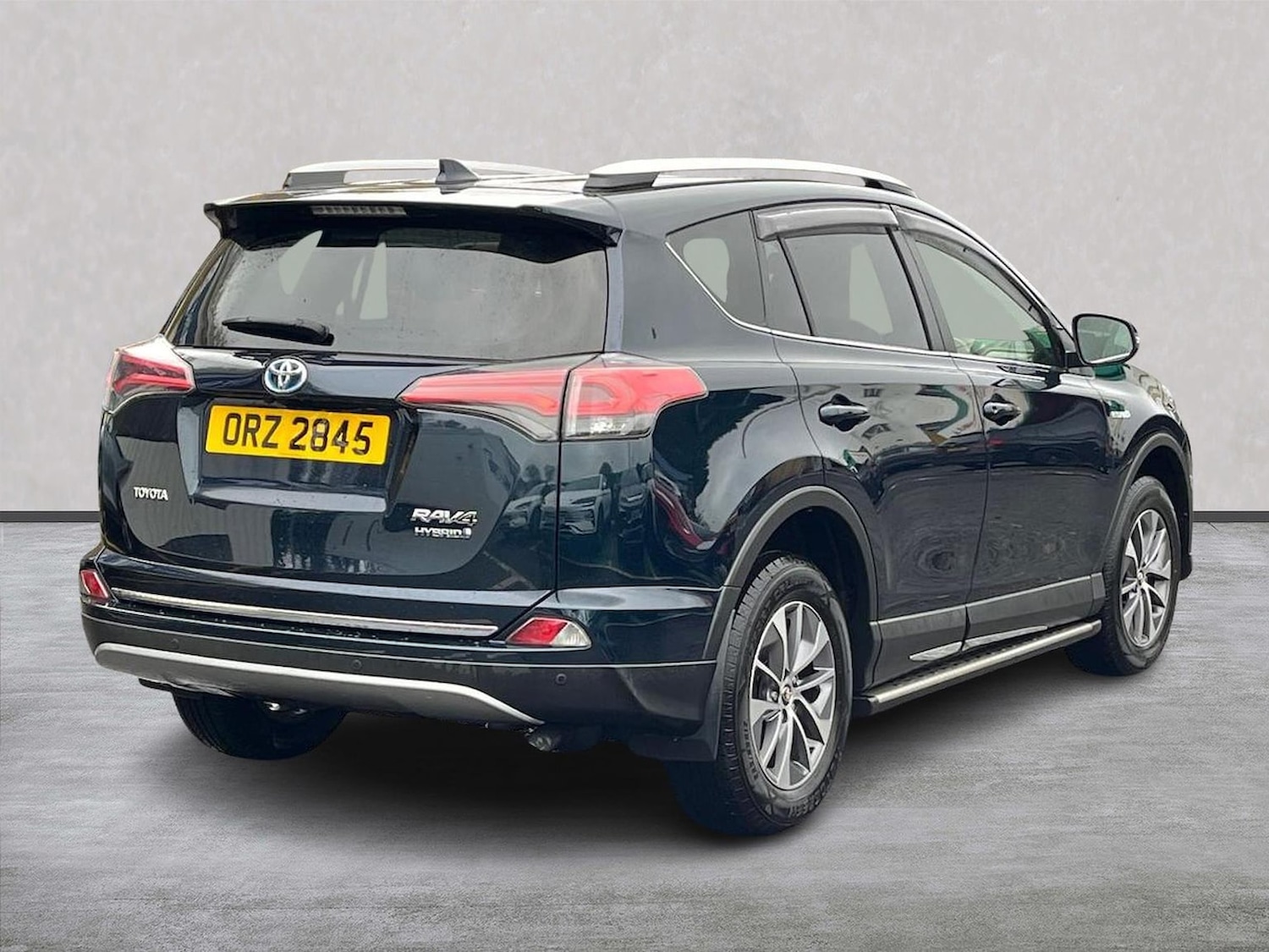 Used Toyota RAV4 2018 for sale - 76707537: Photo 18