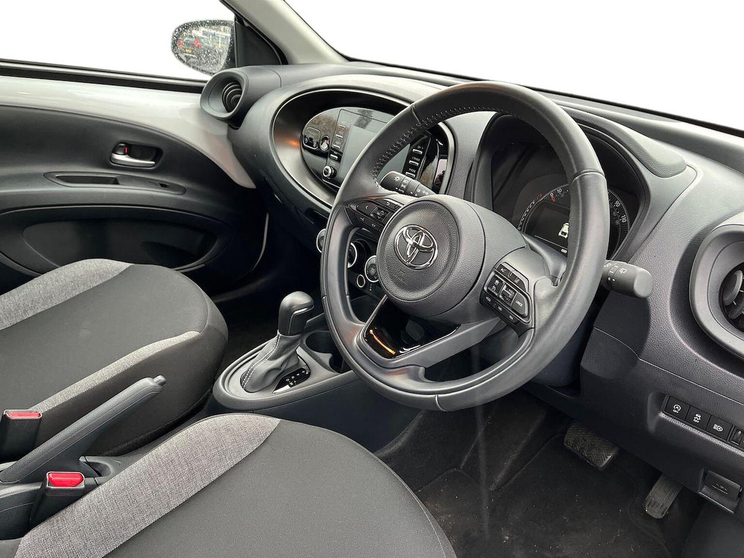 Used Toyota Aygo X 2023 for sale - 76478155: Photo 15