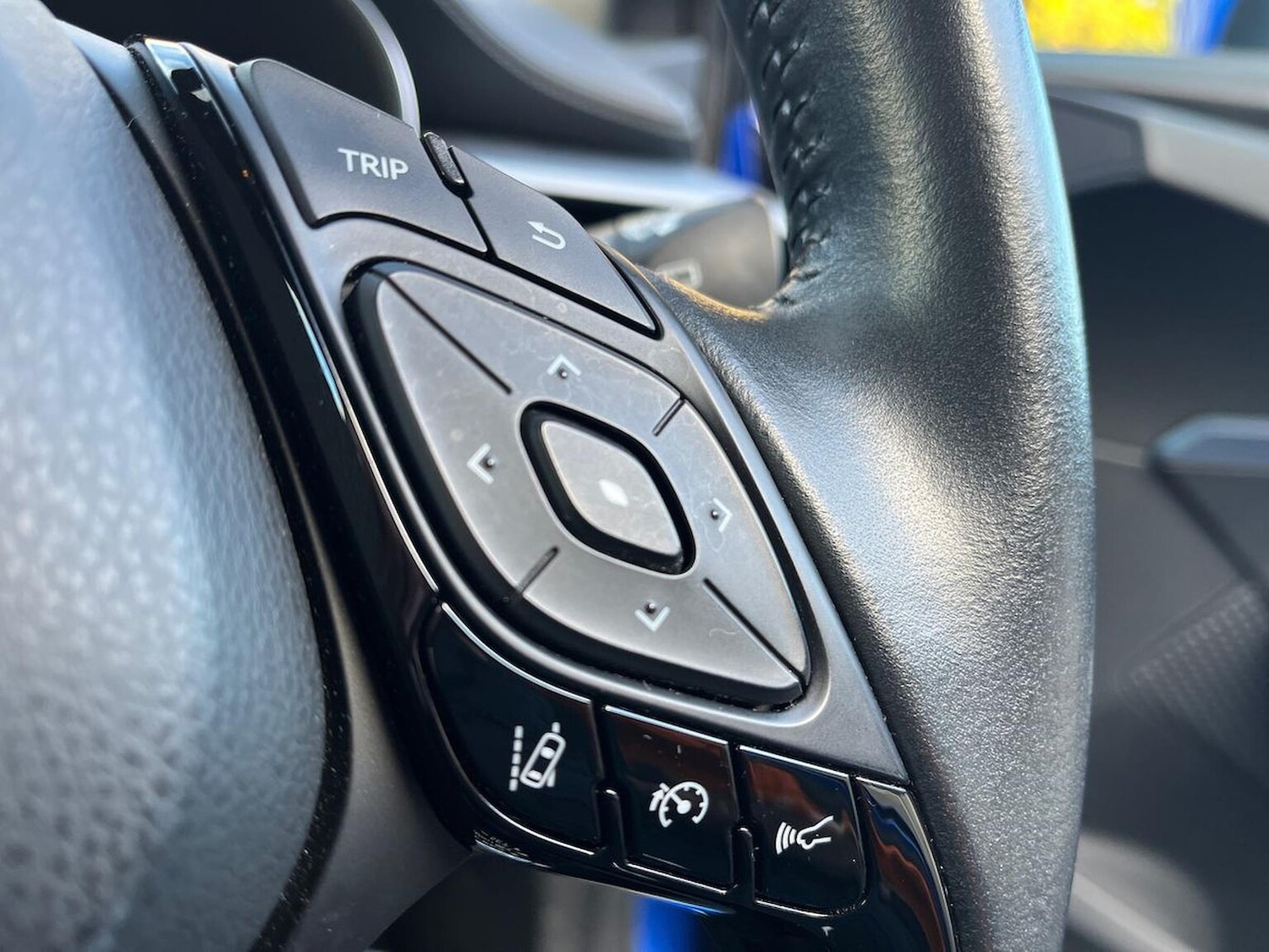 Used Toyota C-HR 2020 for sale - 76357927: Photo 26