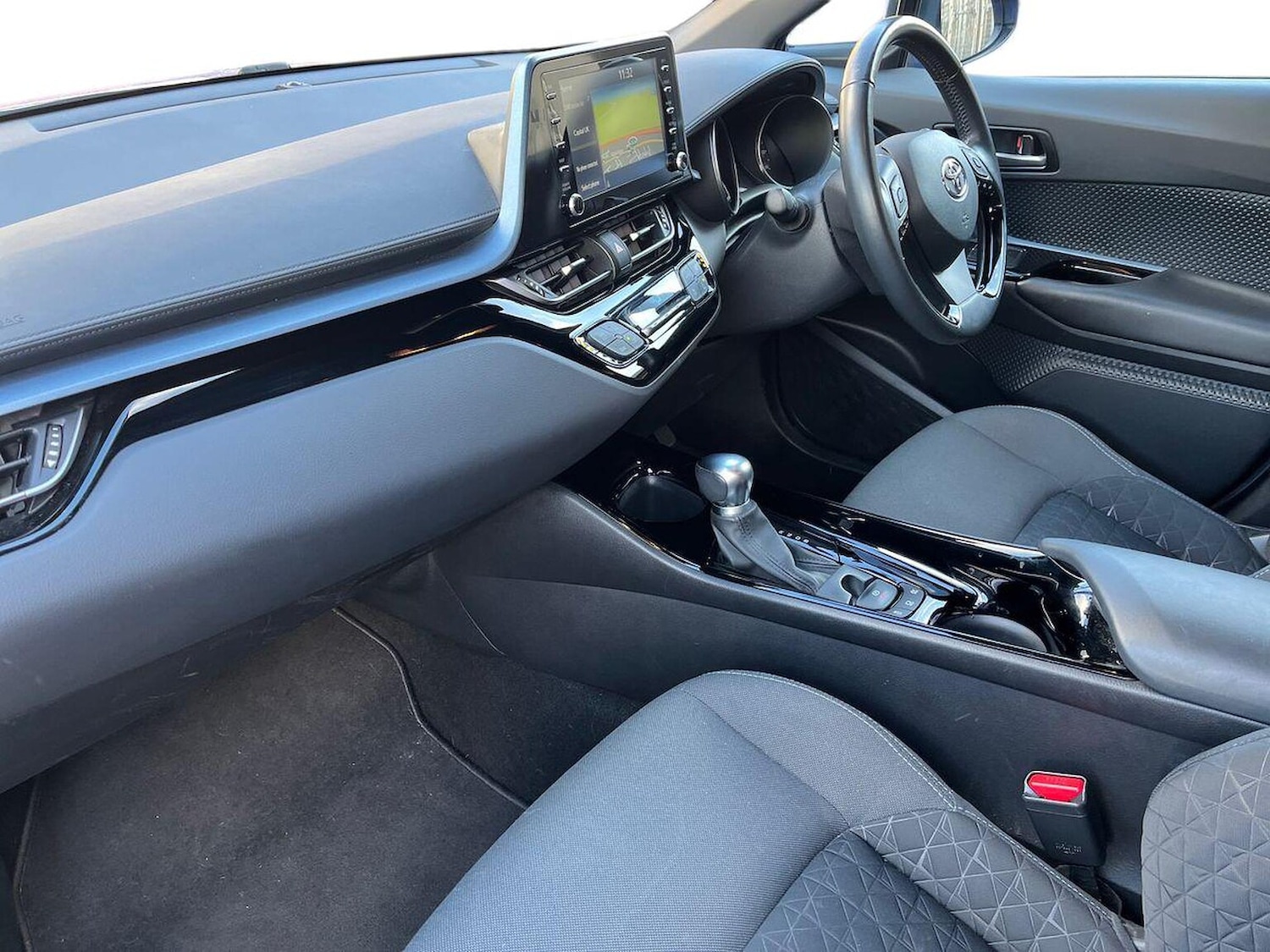 Used Toyota C-HR 2020 for sale - 76357927: Photo 7