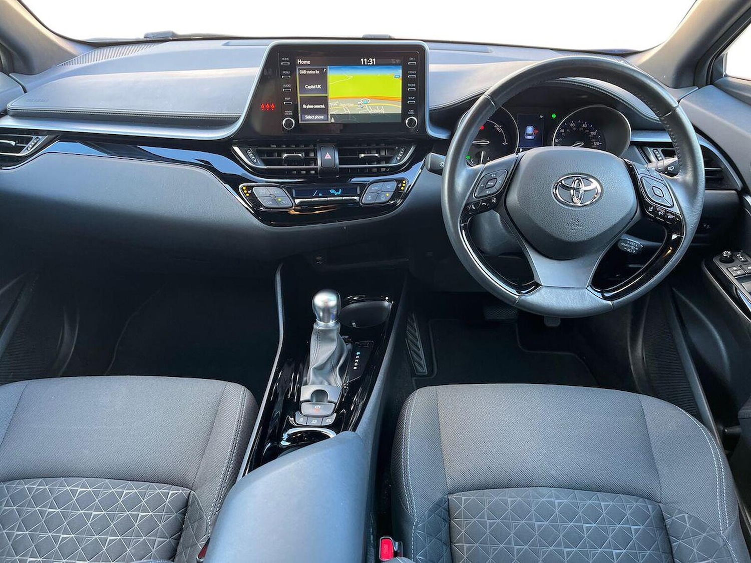 Used Toyota C-HR 2020 for sale - 76357927: Photo 8