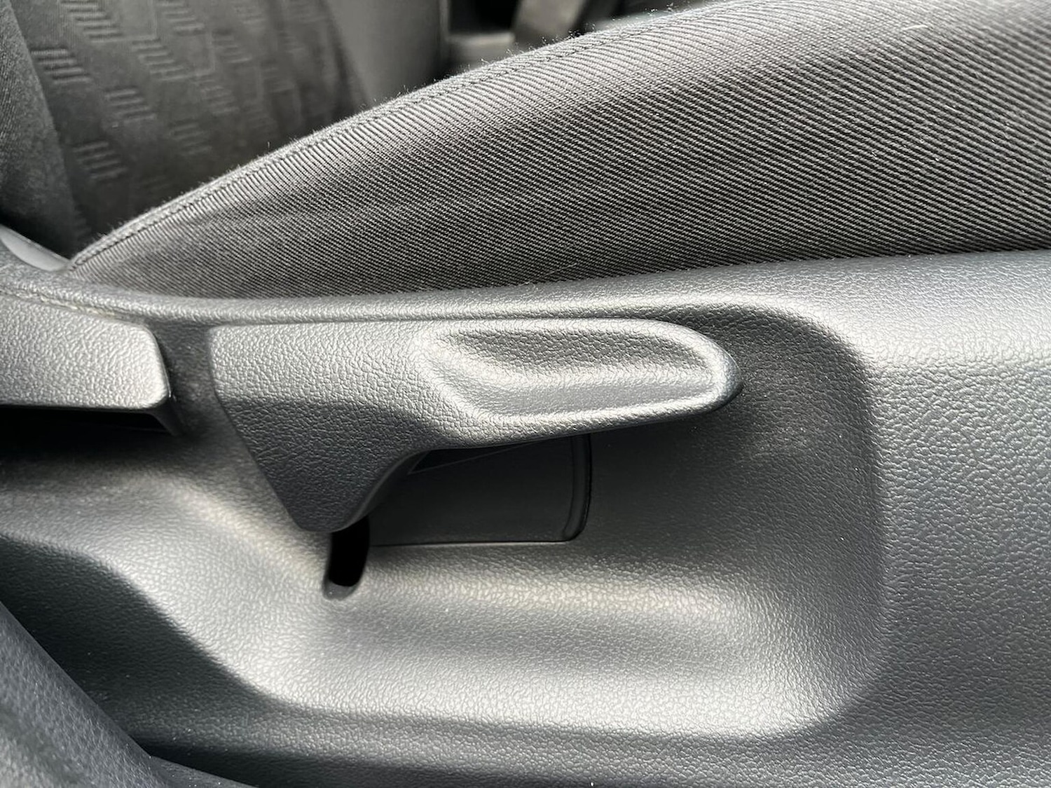 Used Toyota Yaris 2024 for sale - 77542462: Photo 29