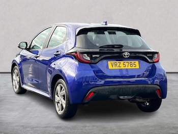 Used Toyota Yaris 2024 for sale - 77542462: Photo