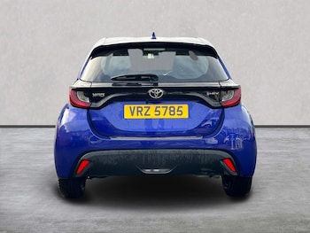 Used Toyota Yaris 2024 for sale - 77542462: Photo