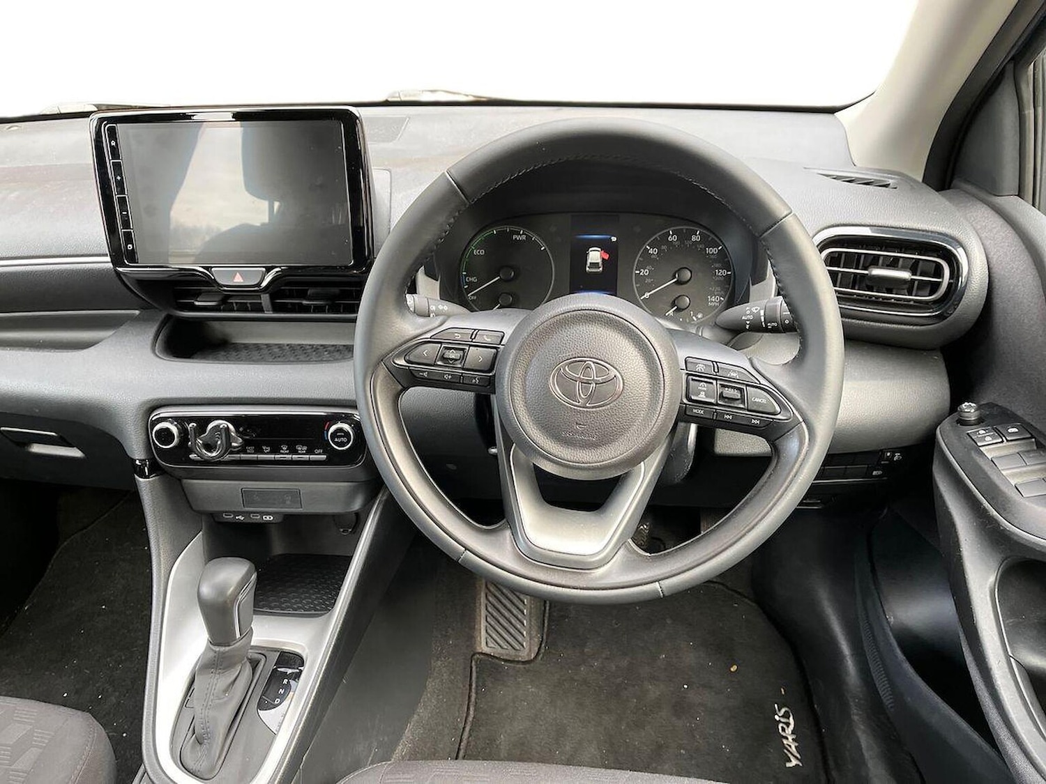 Used Toyota Yaris 2024 for sale - 77542462: Photo 9