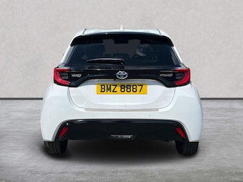 Used Toyota Yaris 2023 for sale - 75491138: Photo